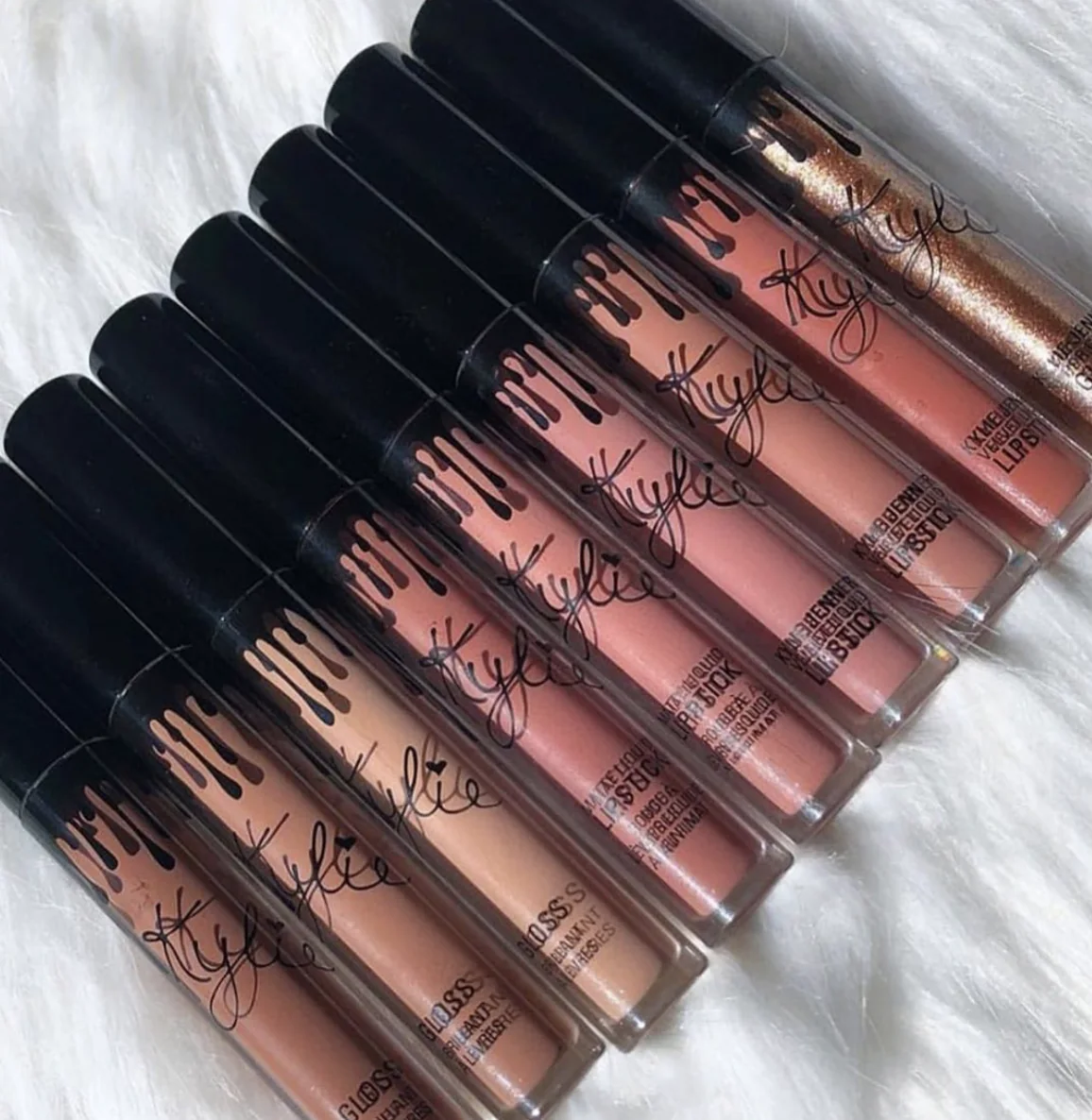 Round Lip Gloss