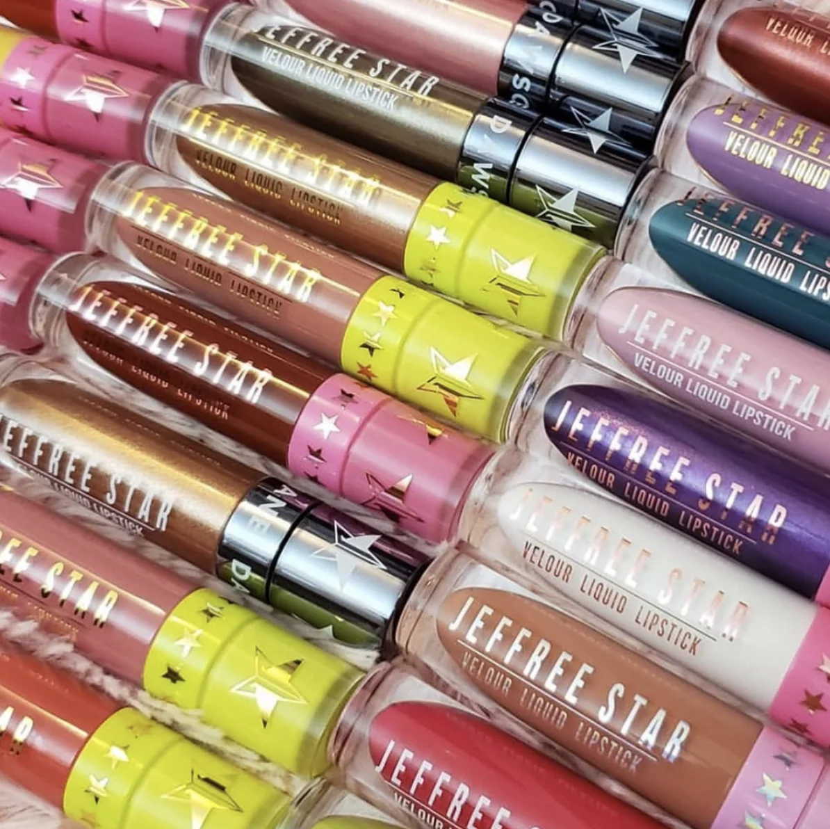 Round Lip Gloss