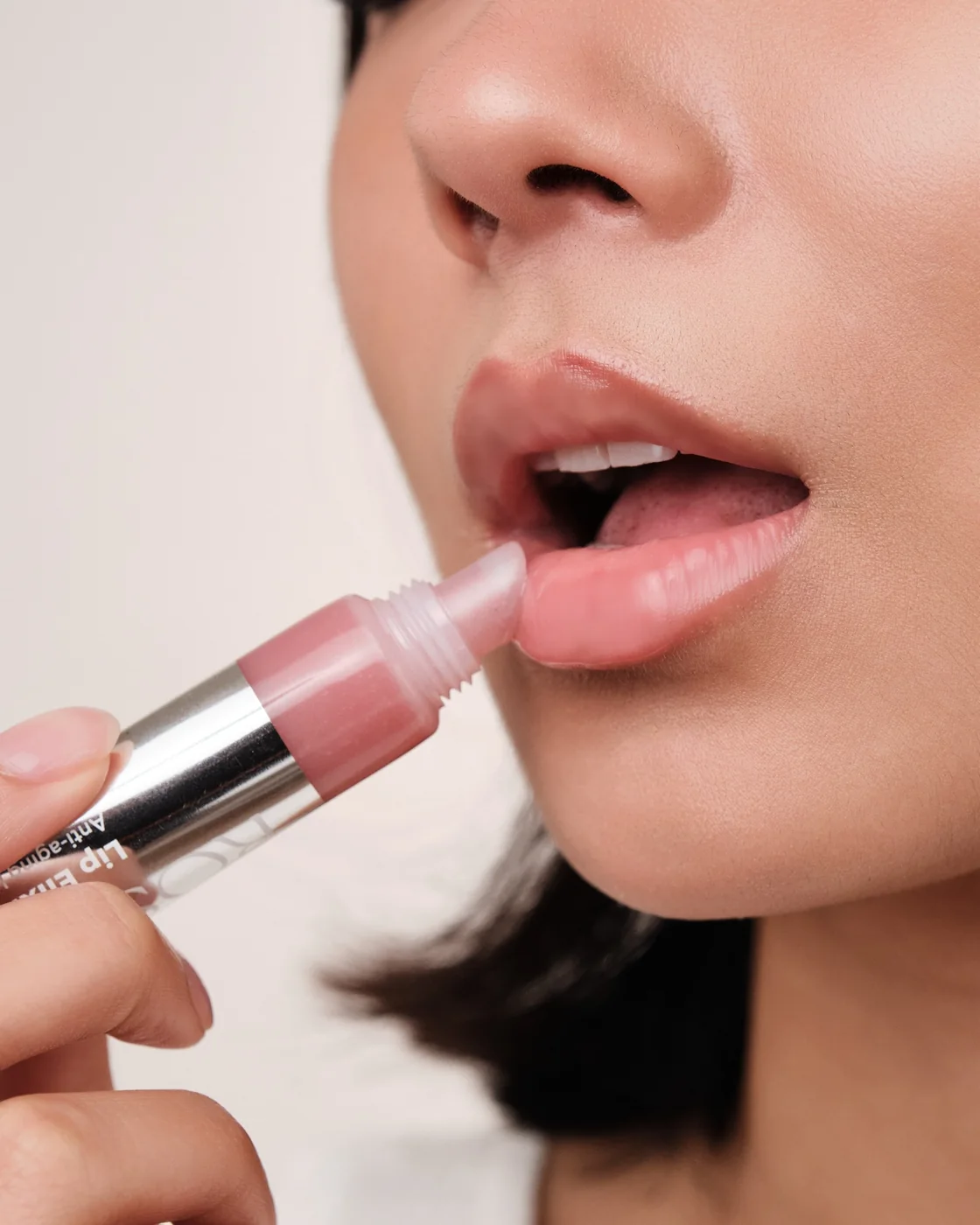Portable Mini tube with soft gel applicator