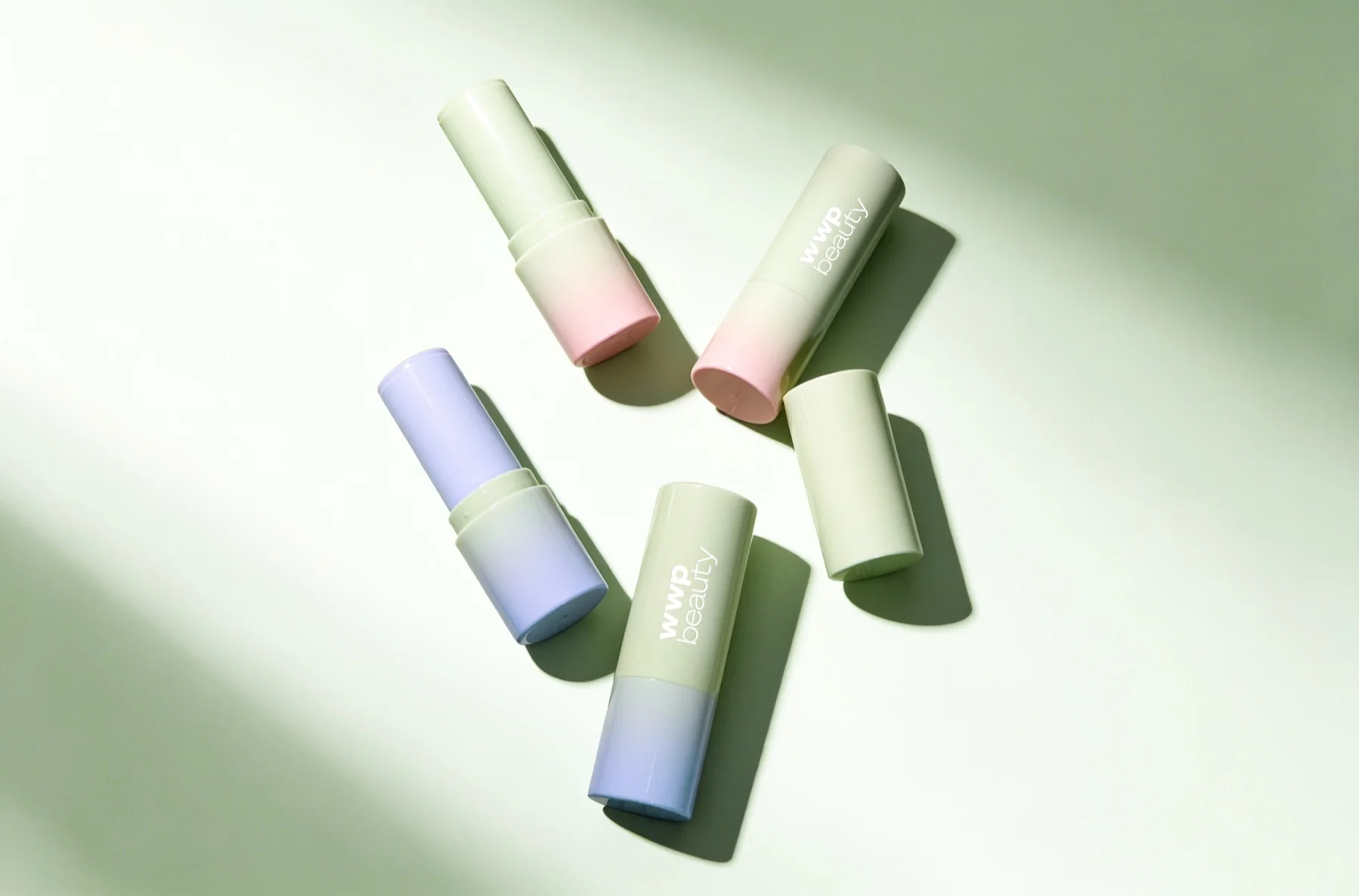 Round multi-use makeup stick