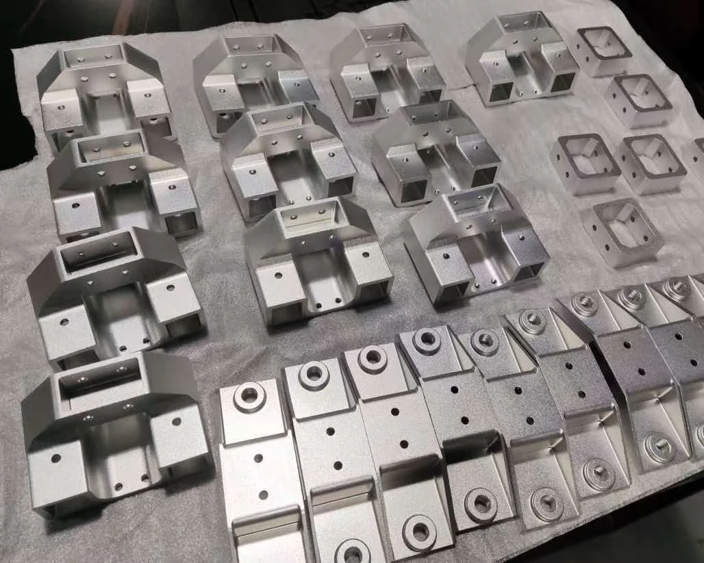 Vacuum Casting for Small Batches: When Silicone Molds Beat Injection Molding